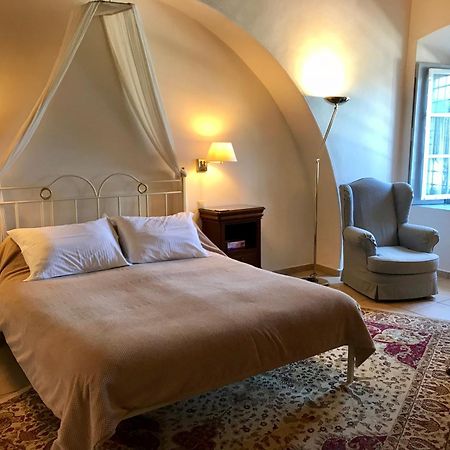 Апарт готель Economou Mansion Spetses Town Екстер'єр фото